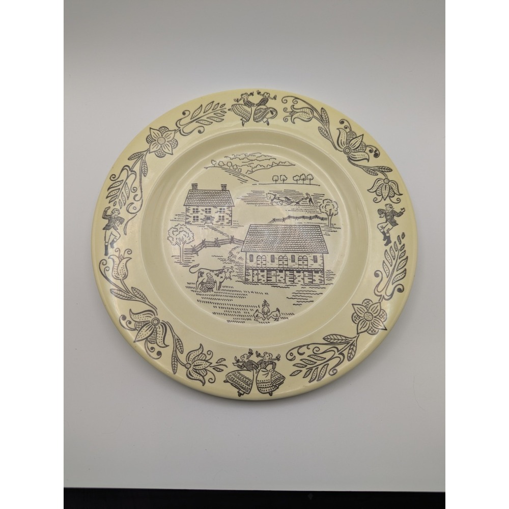 Royal China Bucks County Dinner Plate Yellow Black Primitive Farm Folk Art 10in‎
